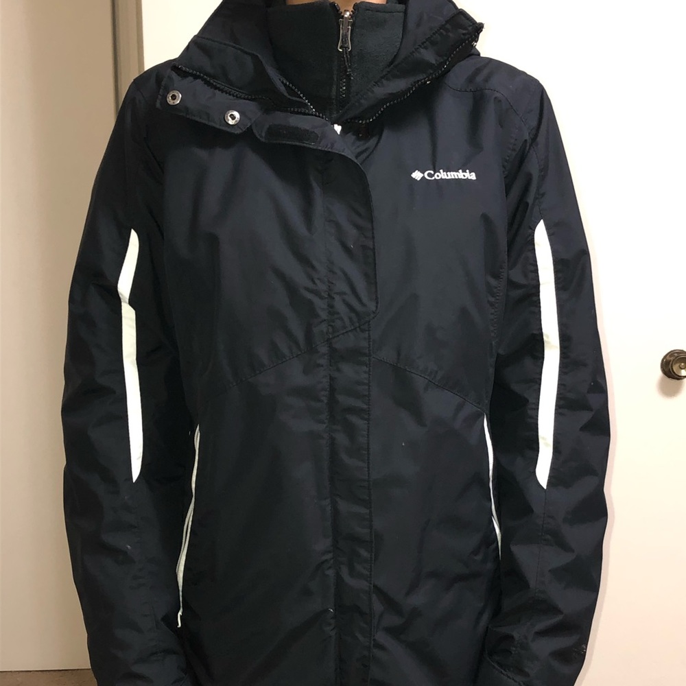 Black 2-1 Columbia weather jacket